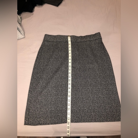 Counterparts | Grey Skirt, Size XL - Picture 2 of 8